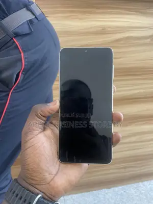 New Samsung Galaxy S21 5G 128 GB Doré