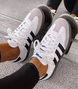Adidas Samba