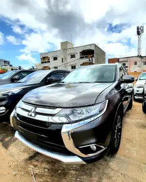 Mitsubishi Outlander 2017 Gris