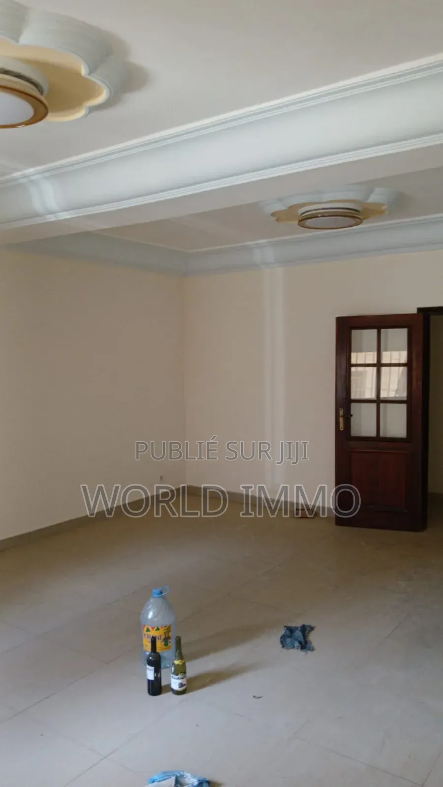 2chbre Appartement dans Monde, Yoff à Louer