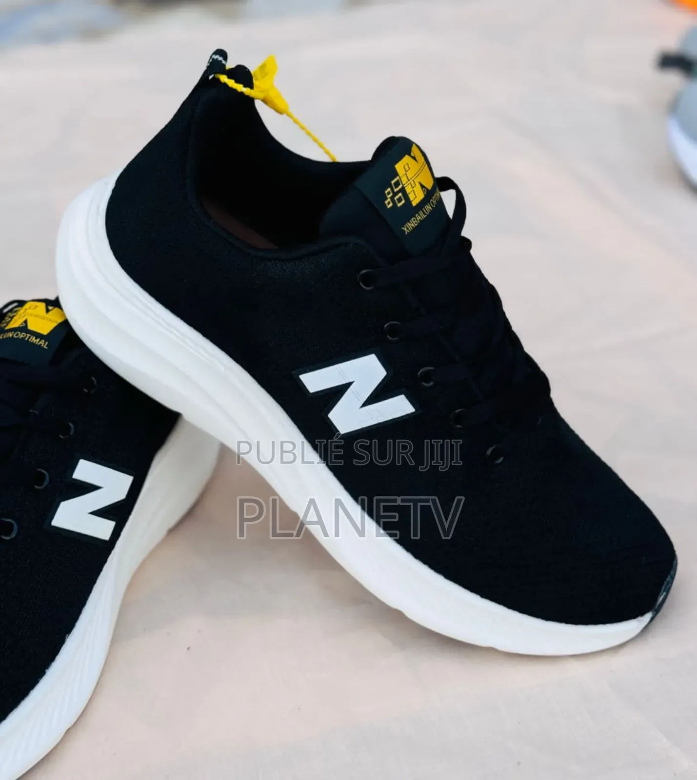 Night Blanc Disponible TDS