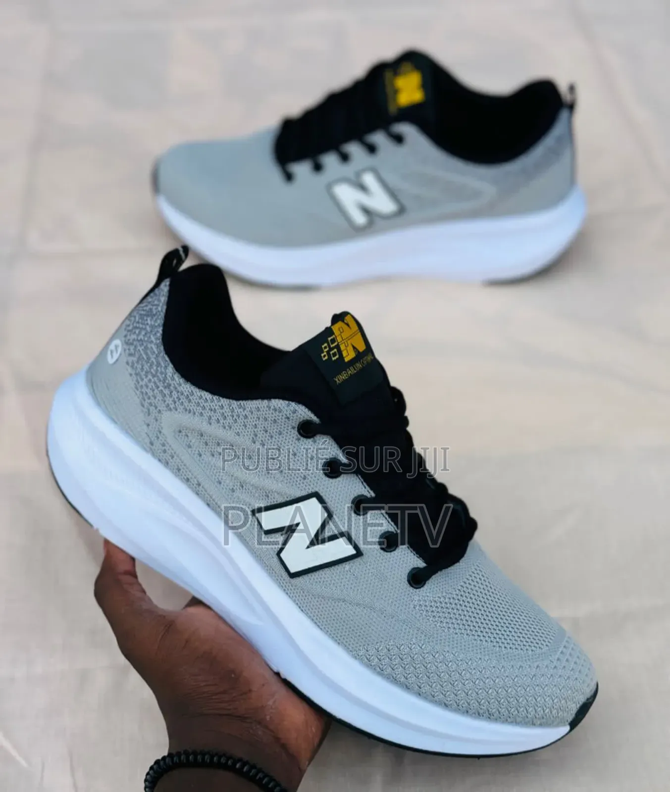 Night Blanc Disponible TDS