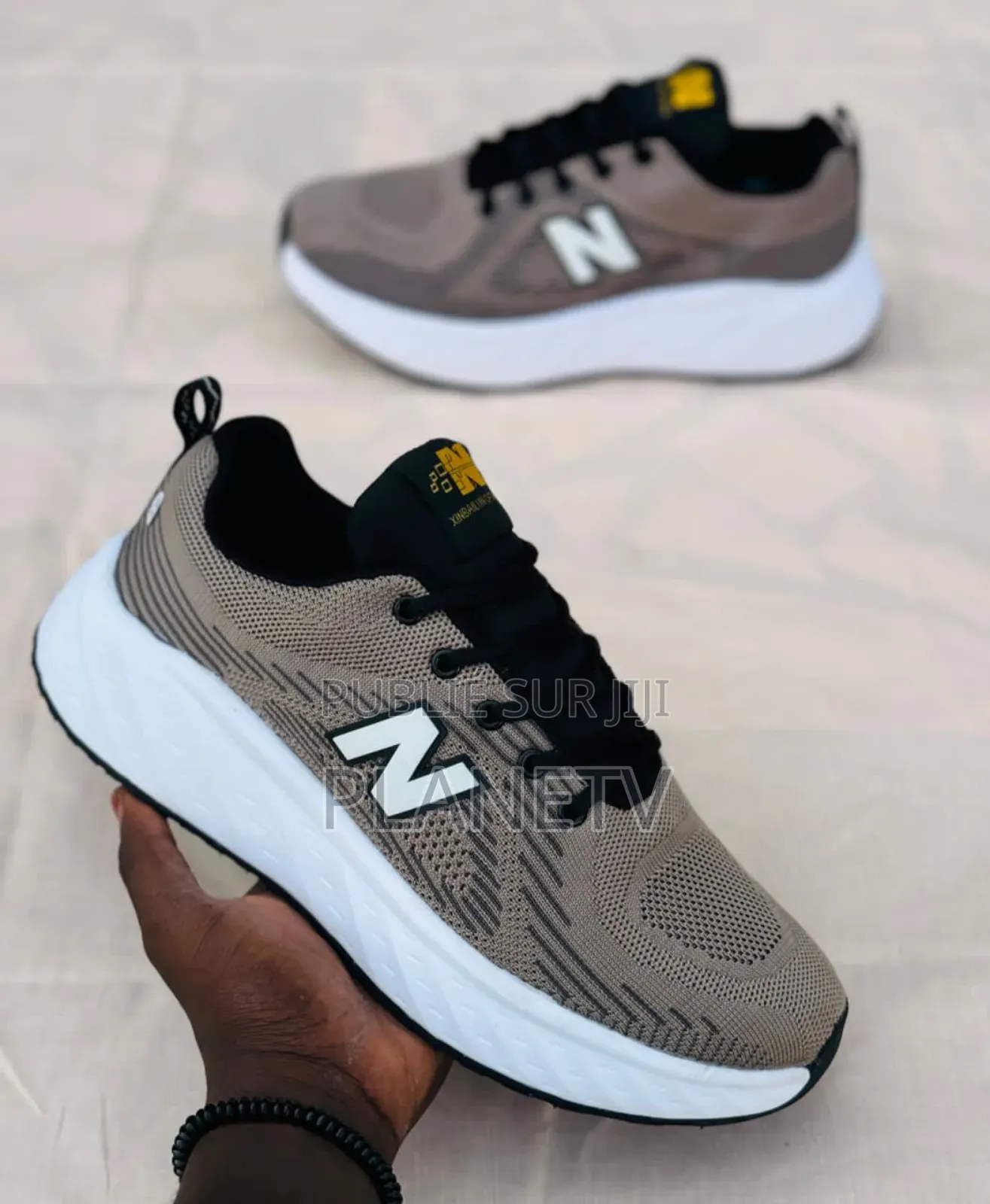 Night Blanc Disponible TDS