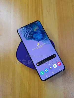 Photo - Samsung Galaxy S20 128 GB Noir