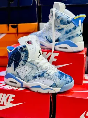 Photo - Original Jordan 6 Retour Disponible