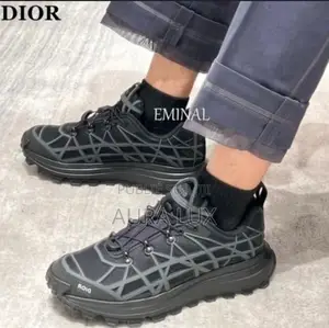 Original Dior B31 Traîners Noir Disponible