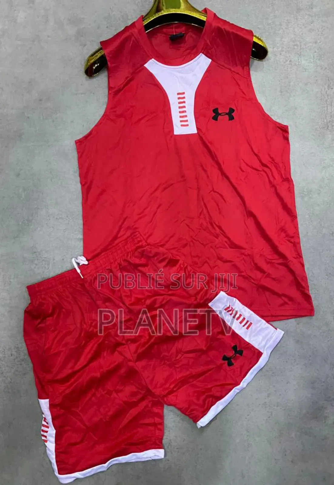 Débardeur Très Joli Disponible Kb