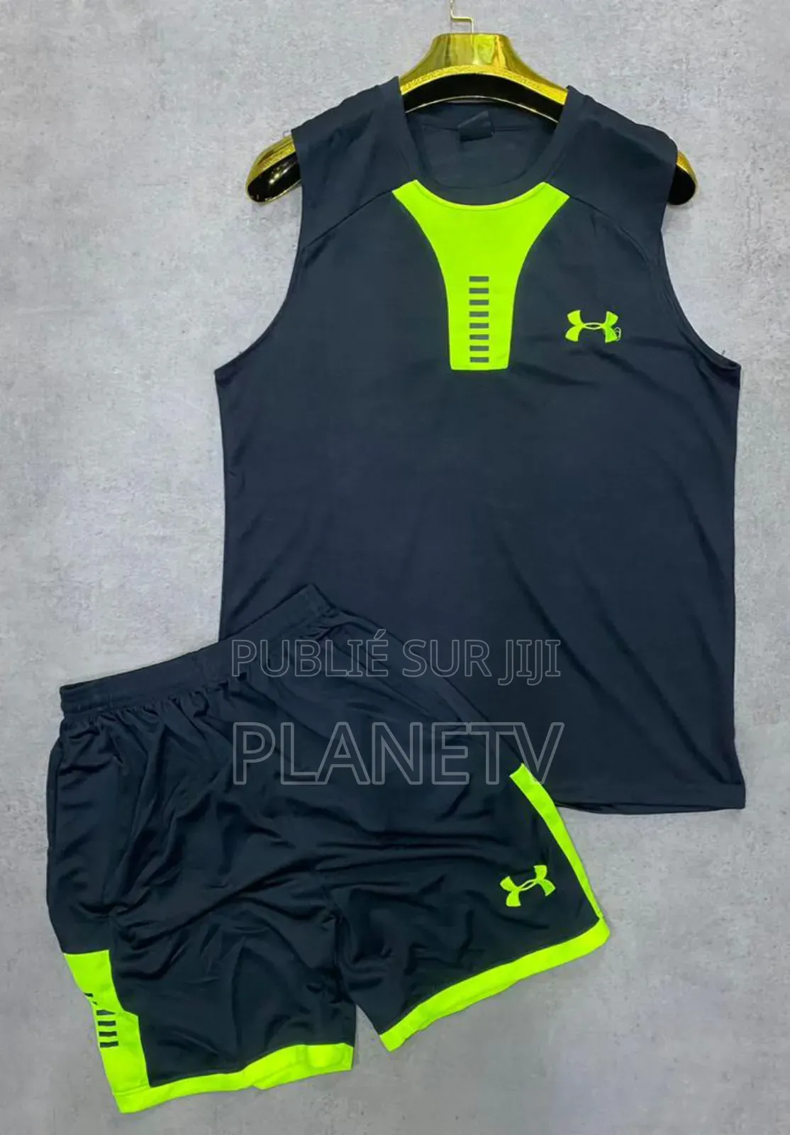 Débardeur Très Joli Disponible Kb