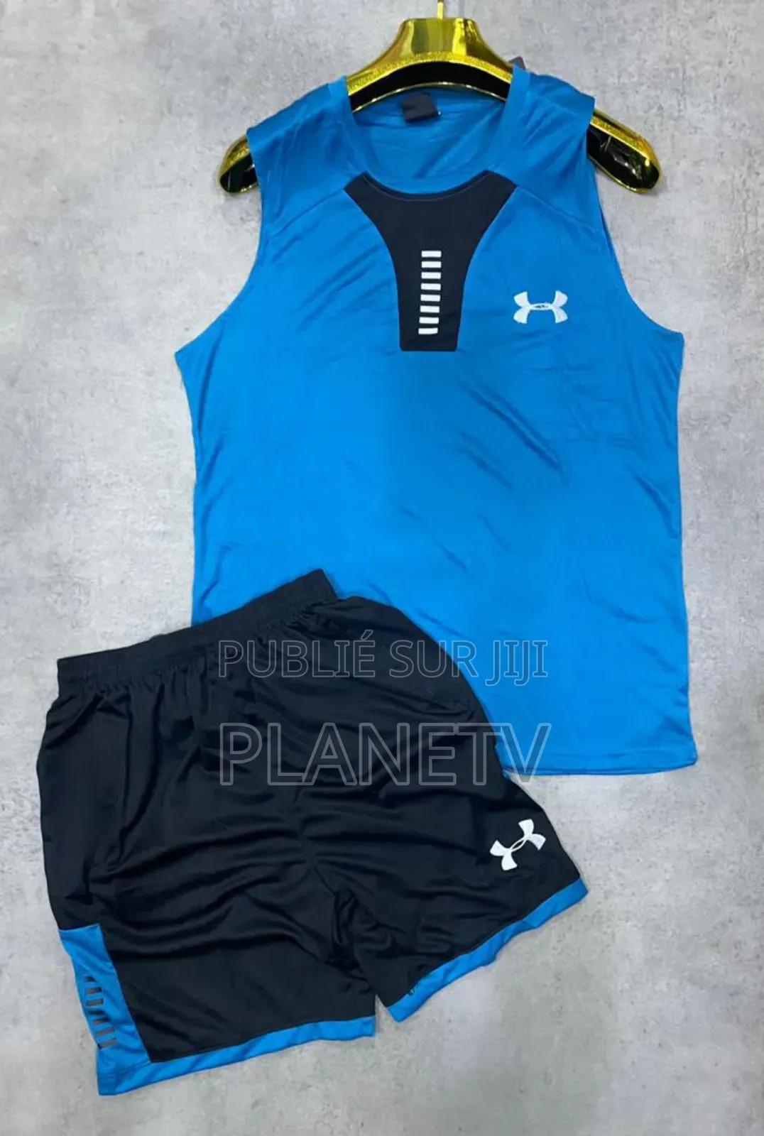 Débardeur Très Joli Disponible Kb