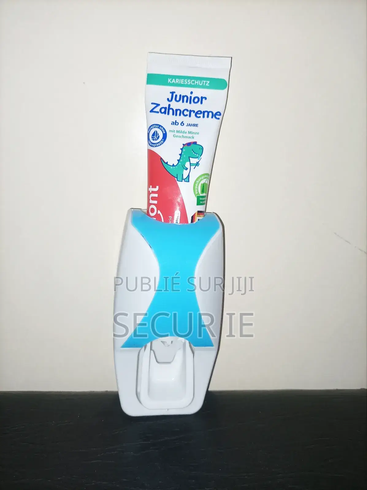 Ensemble Distributeur + Porte-Brosse À Dents