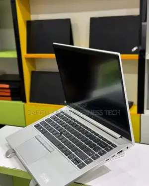 New Ordinateur Portable HP EliteBook 845 G7 16GB AMD Ryzen 7 SSD 256GB