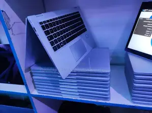 New Ordinateur Portable HP EliteBook 1030 8GB Intel Core I5 SSD 256GB