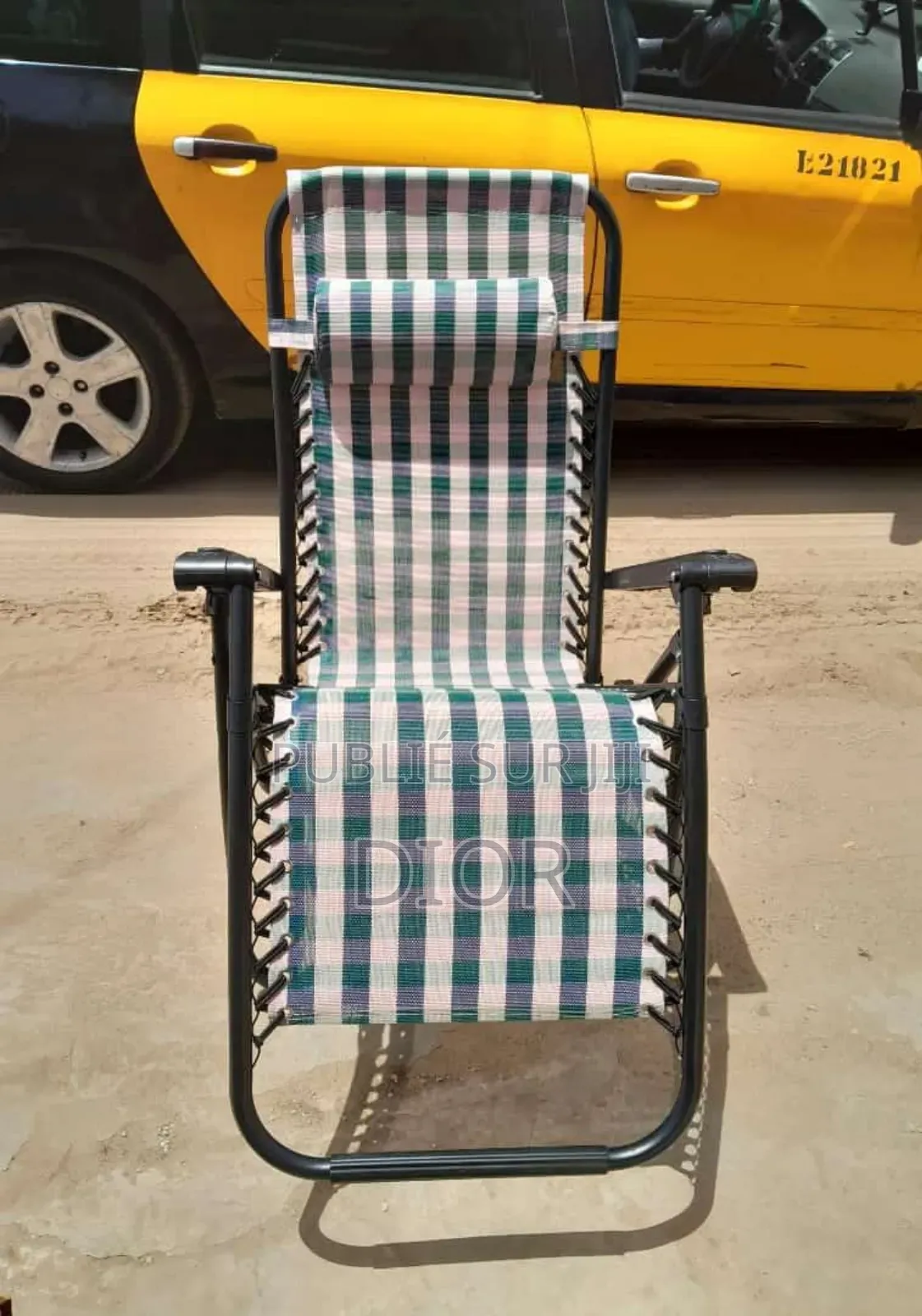 Chaise Pliane