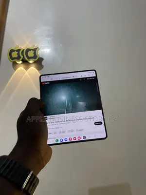 New Samsung Galaxy Z Fold4 512 GB Doré