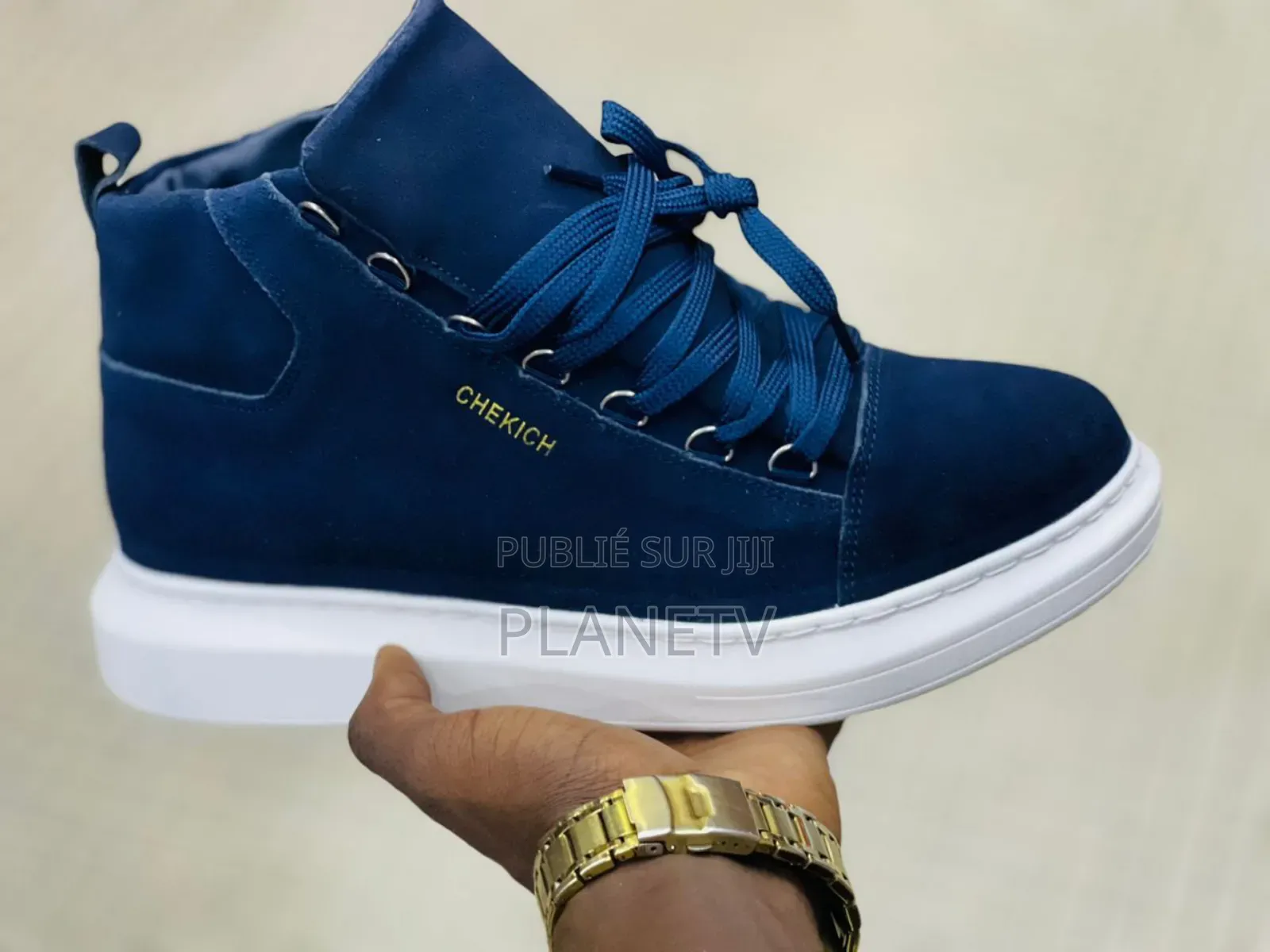 Chaussures en Cuir Disponible TDS