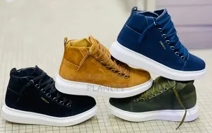 Chaussures en Cuir Disponible TDS