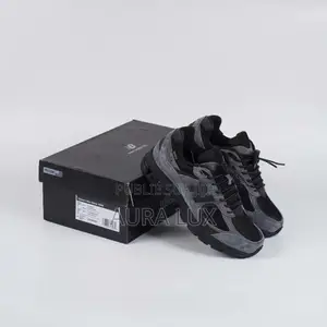 Original New Balance 2002R