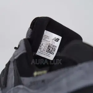Original New Balance 2002R