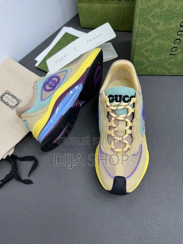 Original Gucci Run Sneakers Disponible