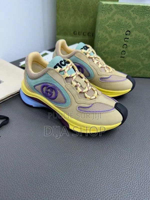 Original Gucci Run Sneakers Disponible