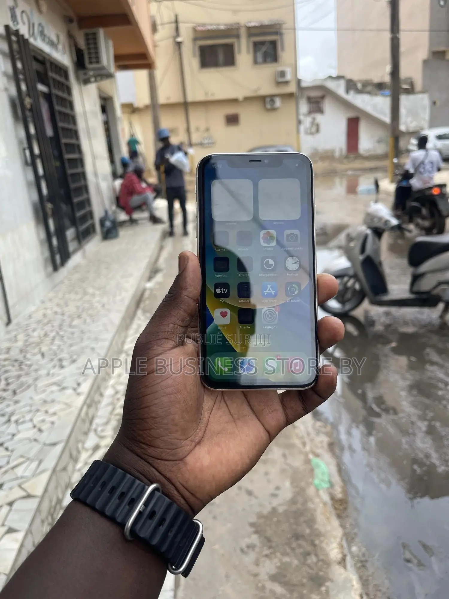 New Apple iPhone 11 64 GB Blanc