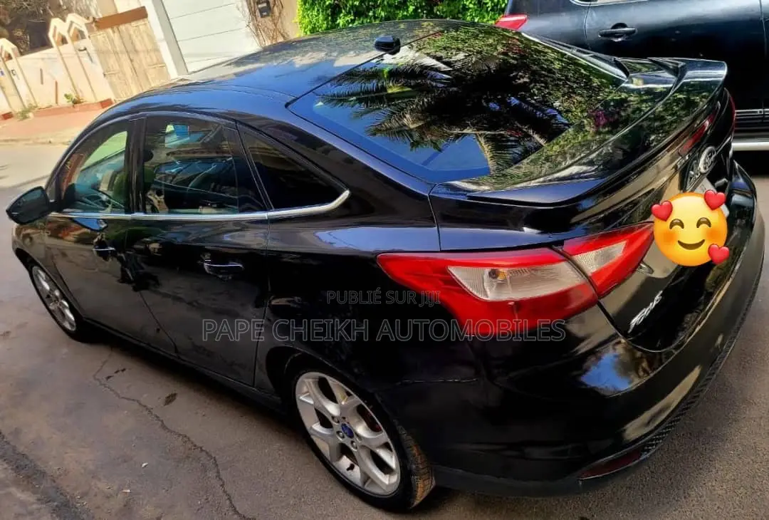 Ford Focus Titanium 5-Door 2013 Noir
