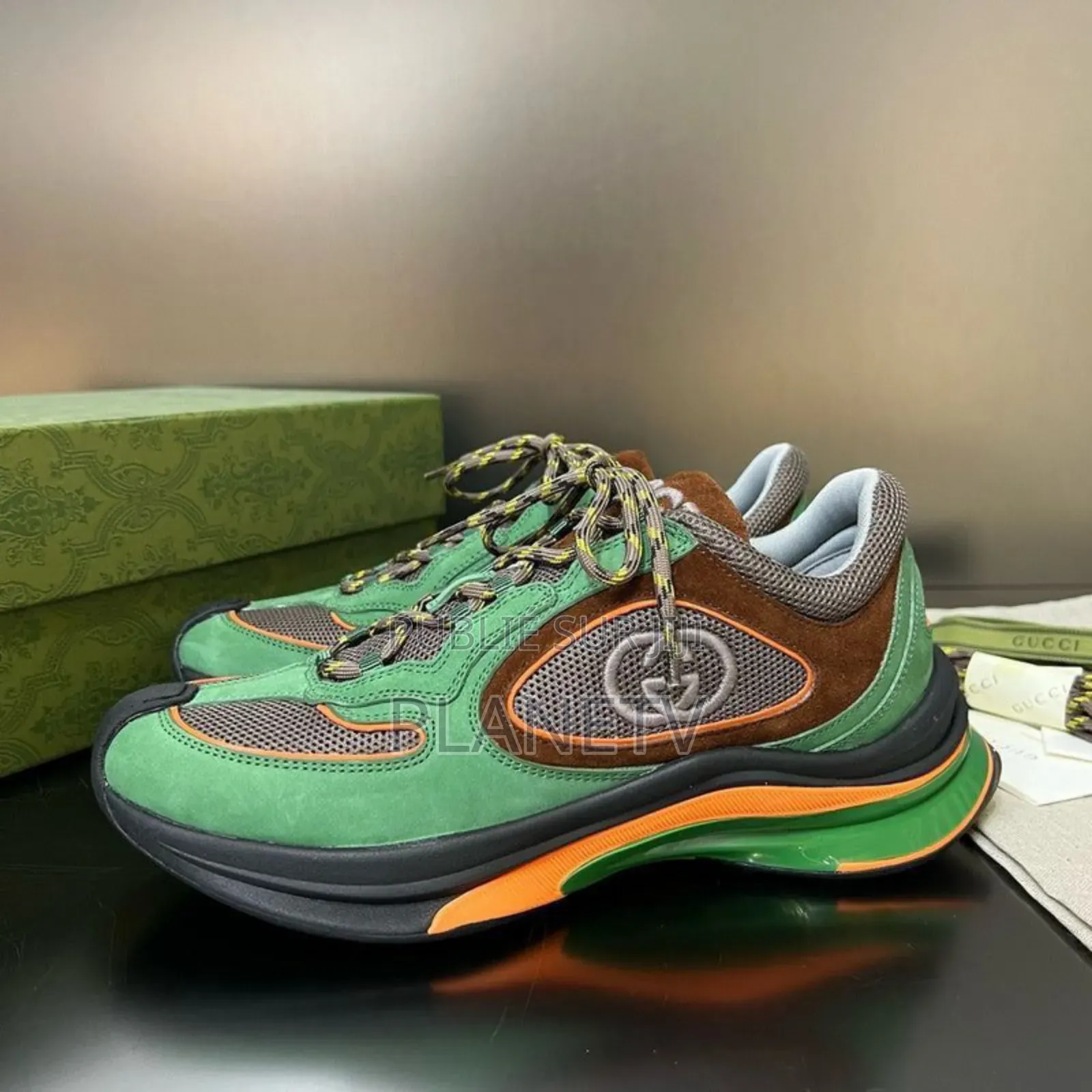 Gucci Run Sneakers Disponible Nf