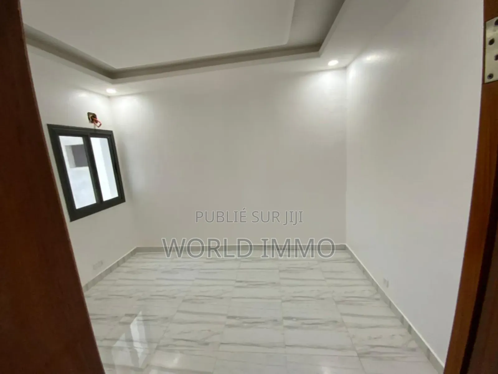 2chbre Appartement dans Ferry, Almadies à Louer