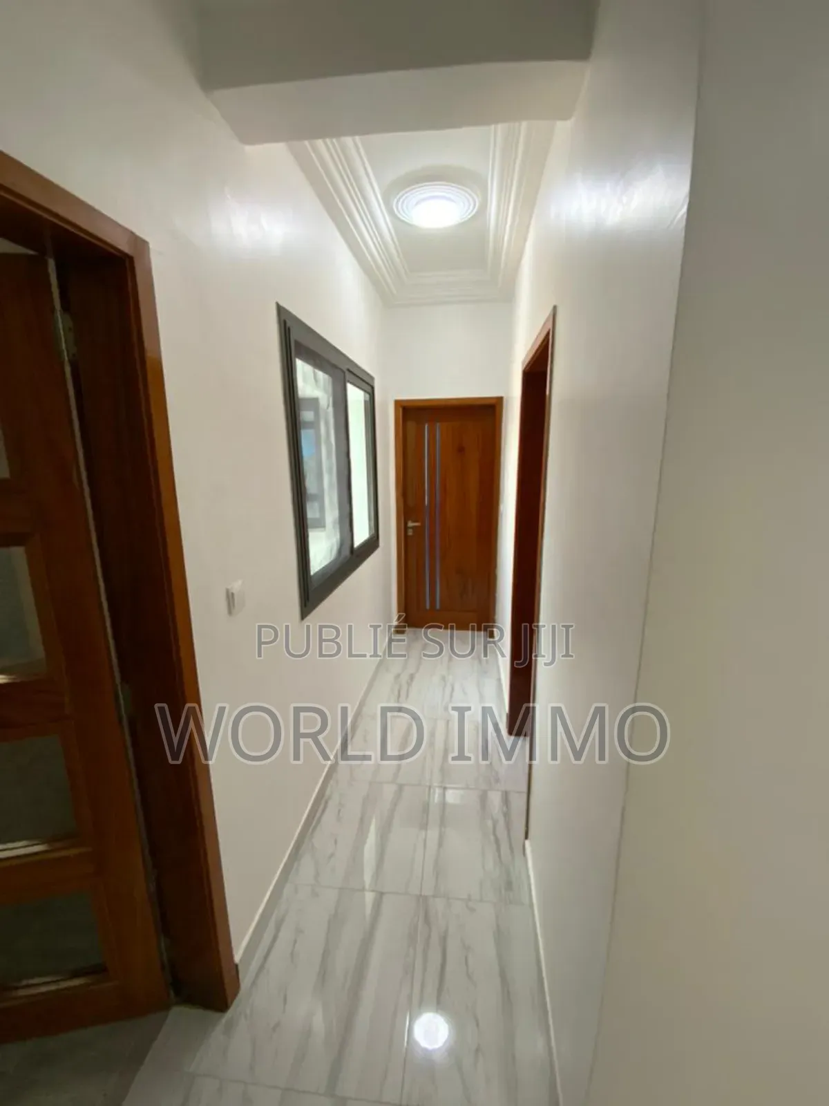 2chbre Appartement dans Ferry, Almadies à Louer