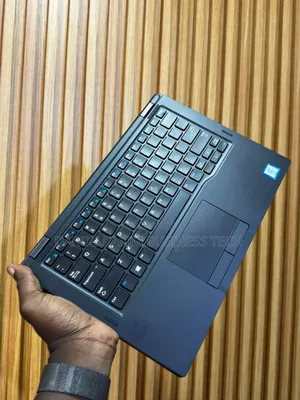 New Dell Latitude 7390 16GB Intel Core I7 SSD 256GB