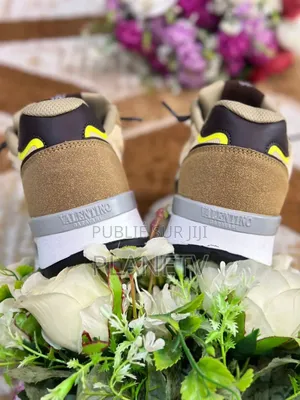 Valentino Garavani Disponible BPS