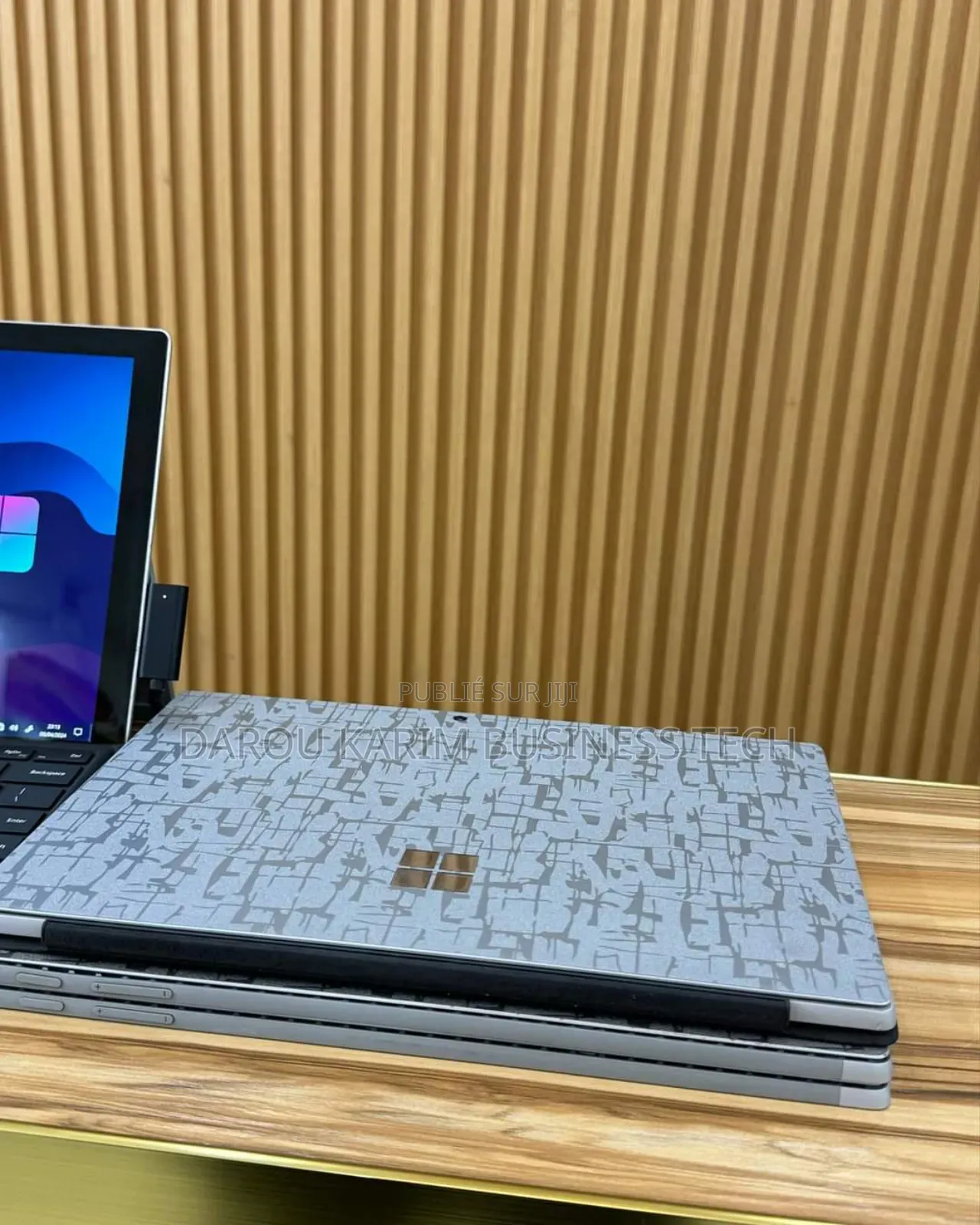 New Microsoft Surface Pro 5 8GB Intel Core I5 SSD 256GB