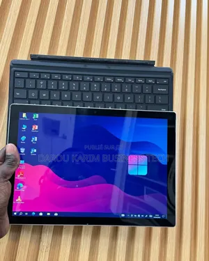 New Microsoft Surface Pro 5 8GB Intel Core I5 SSD 256GB