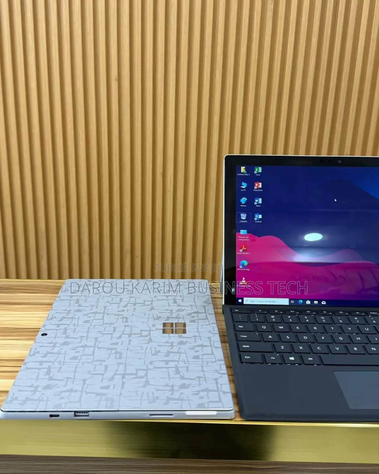 New Microsoft Surface Pro 5 8GB Intel Core I5 SSD 256GB