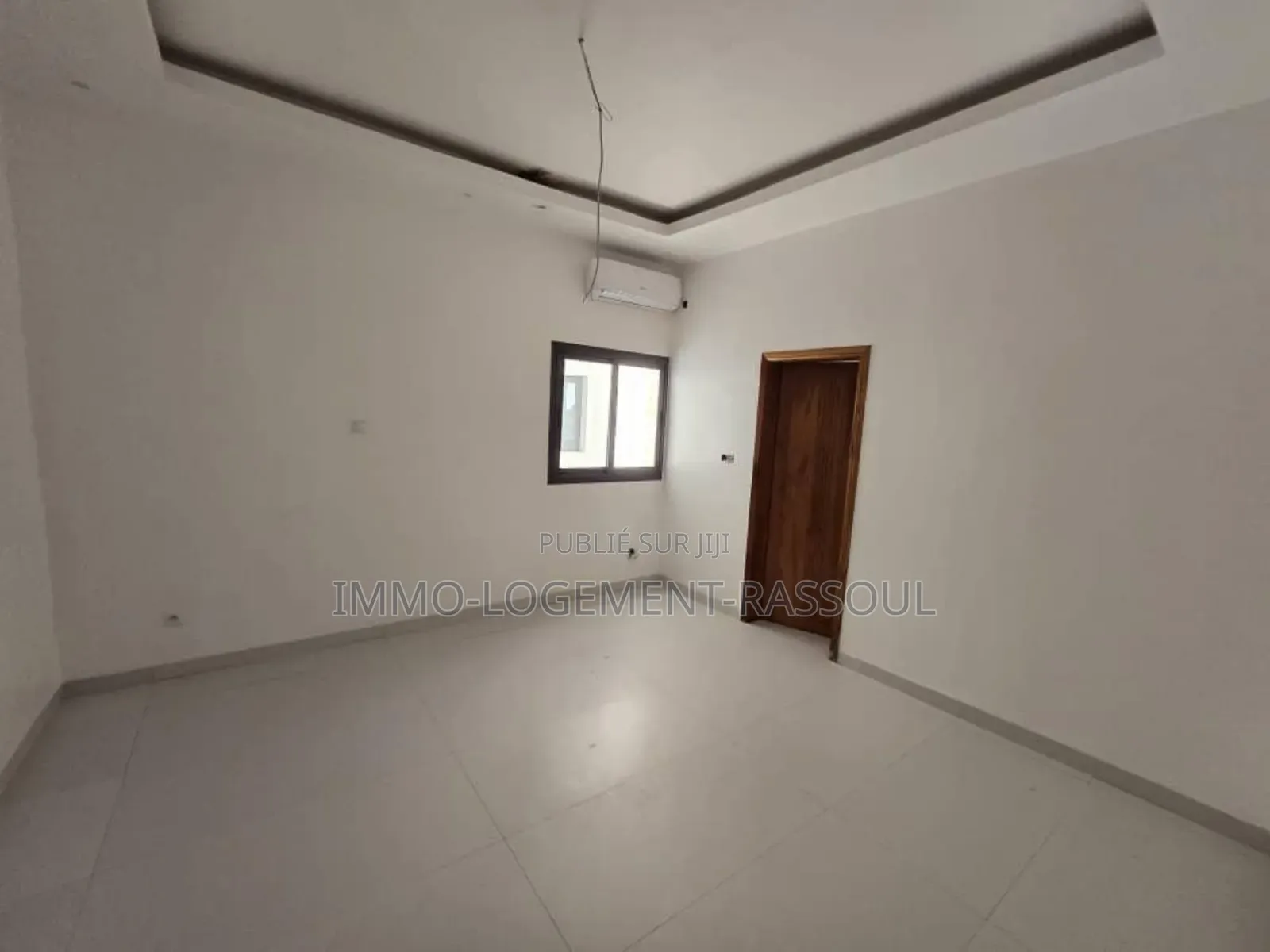 3chbre Appartement dans , Yoff à Louer