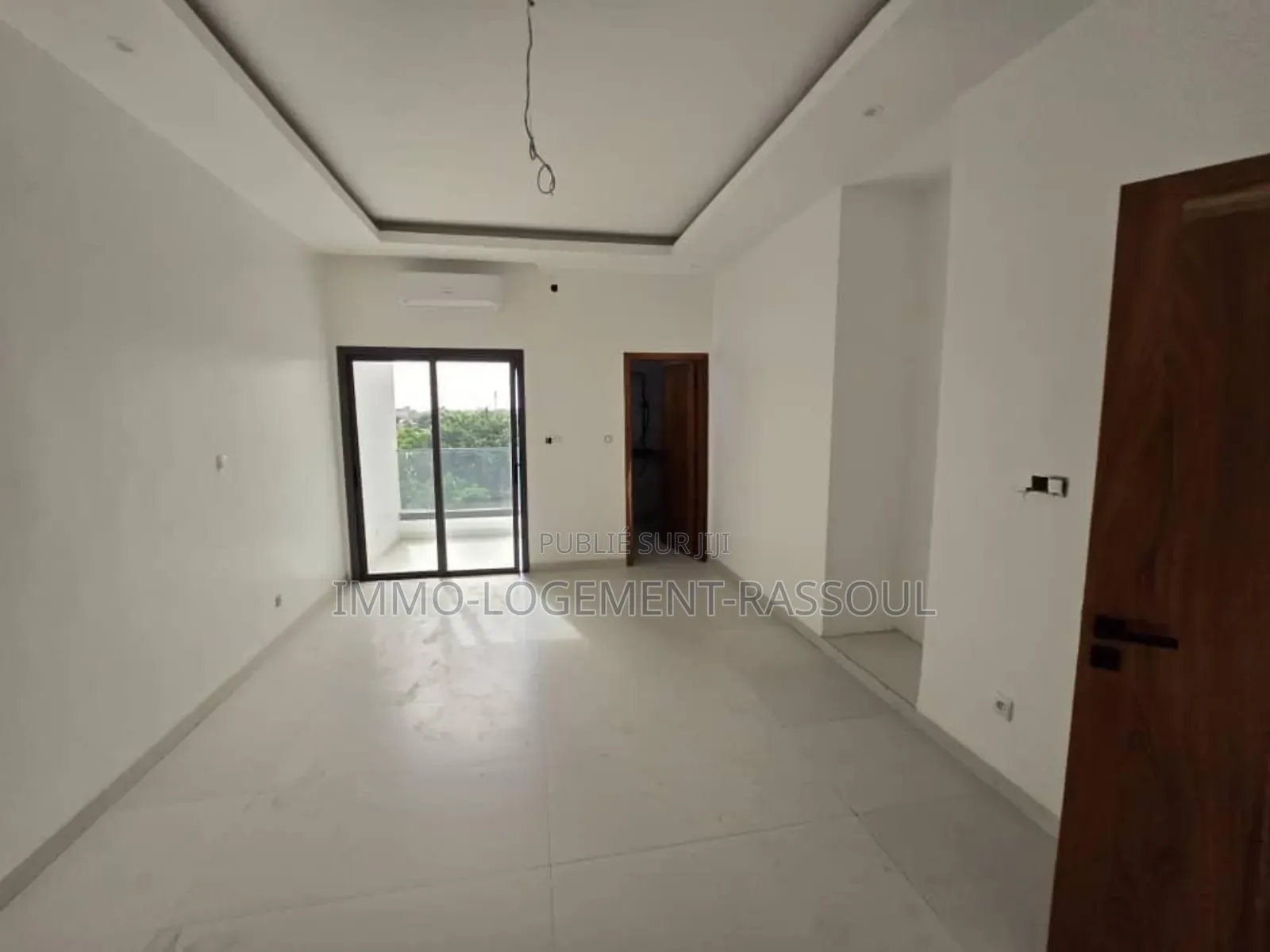 3chbre Appartement dans , Yoff à Louer