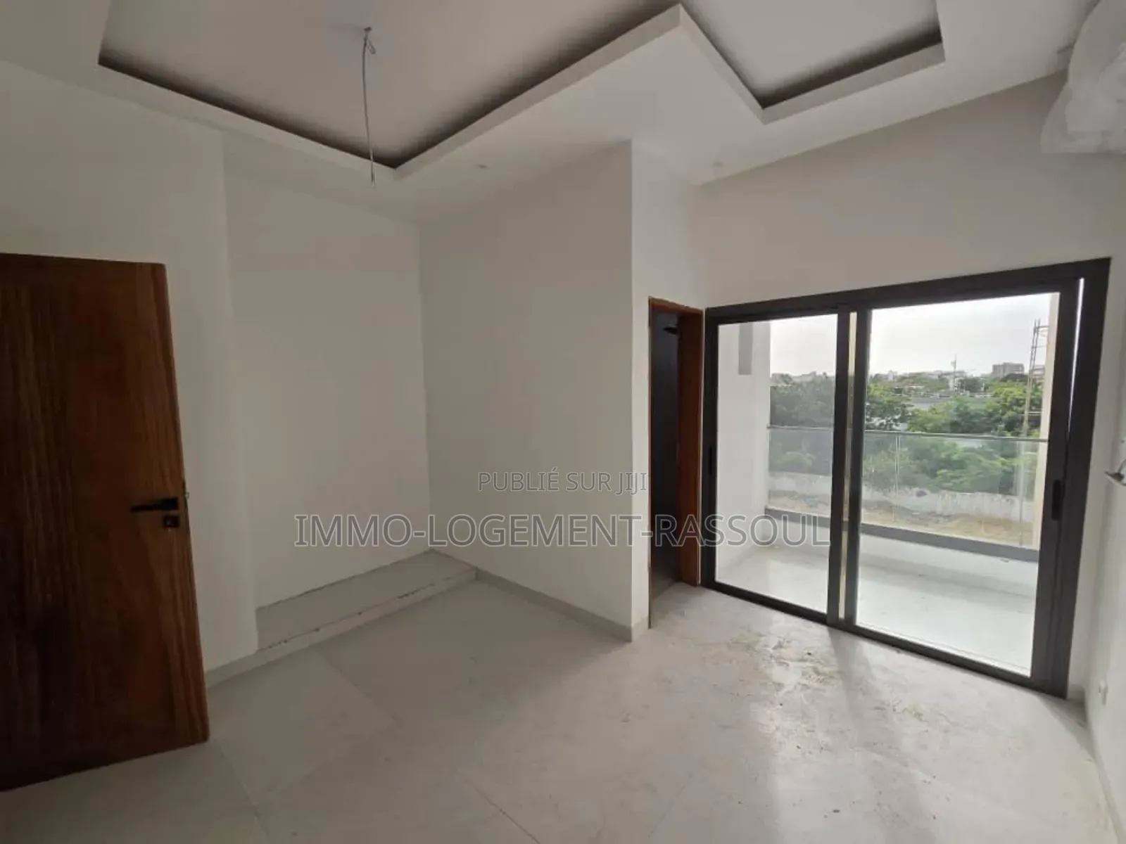 3chbre Appartement dans , Yoff à Louer