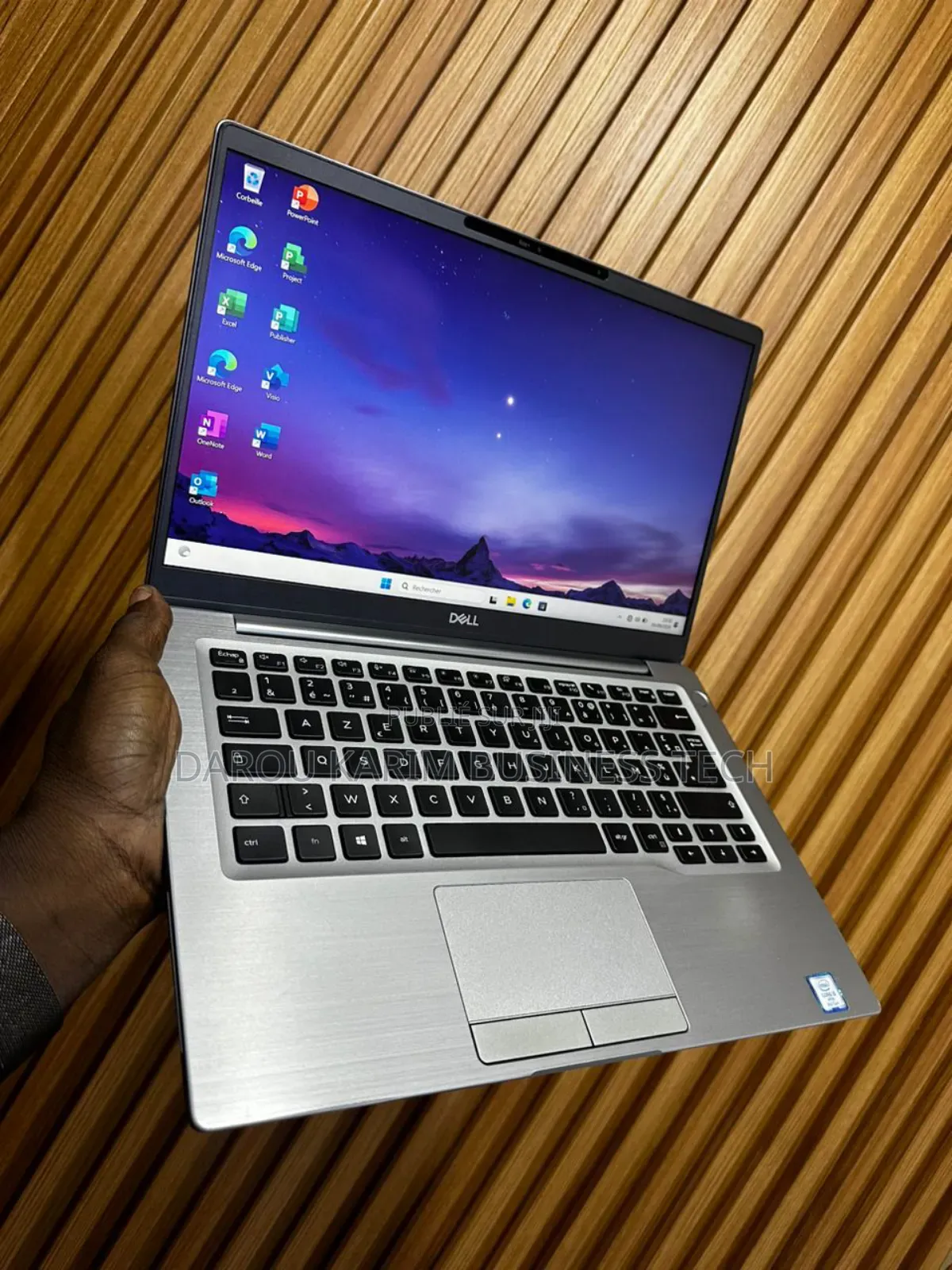 New Ordinateur Portable Dell Latitude 7400 8GB Intel Core I5 SSD 256GB