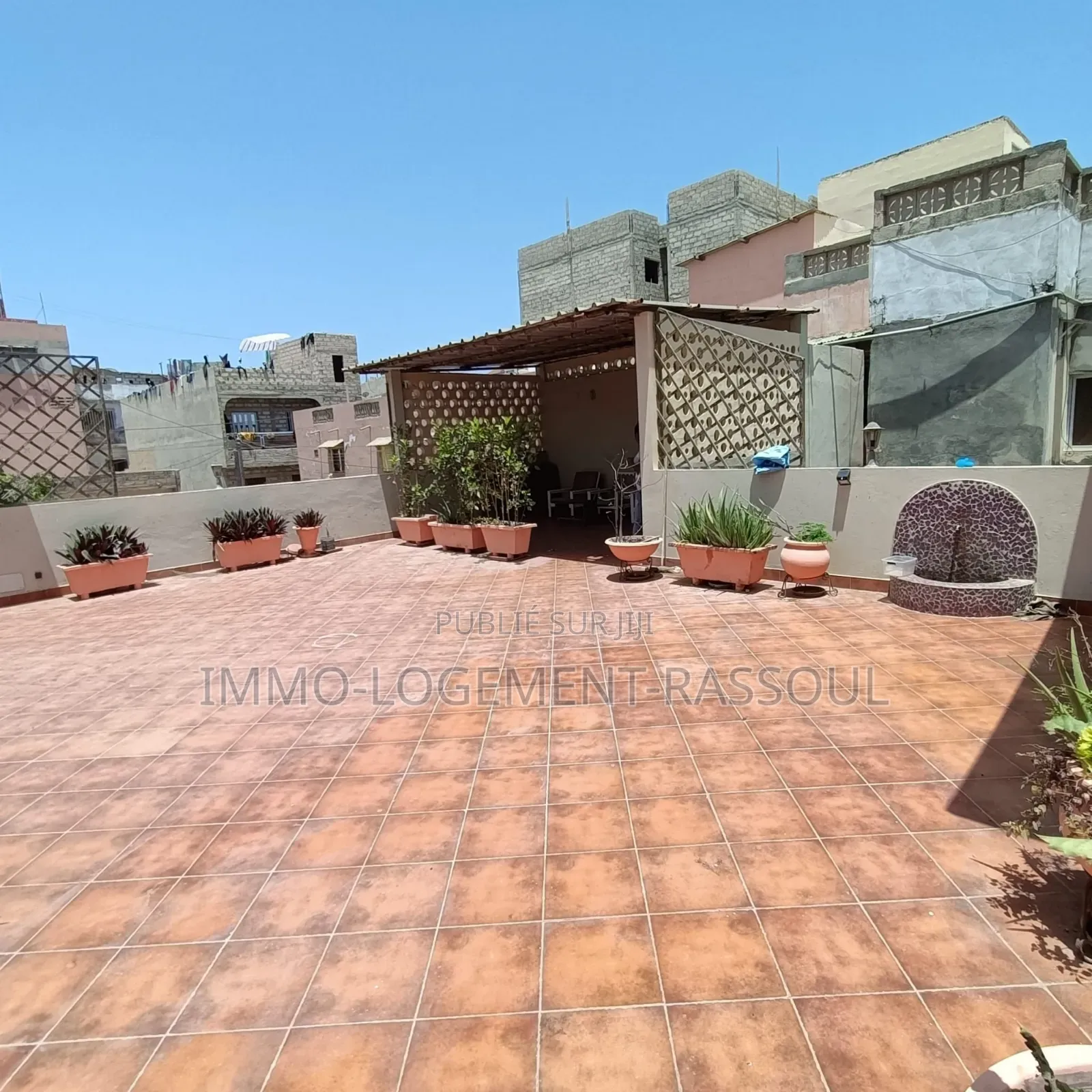 7chbre Maison de ville/terrasse dans , Yoff à Vendre