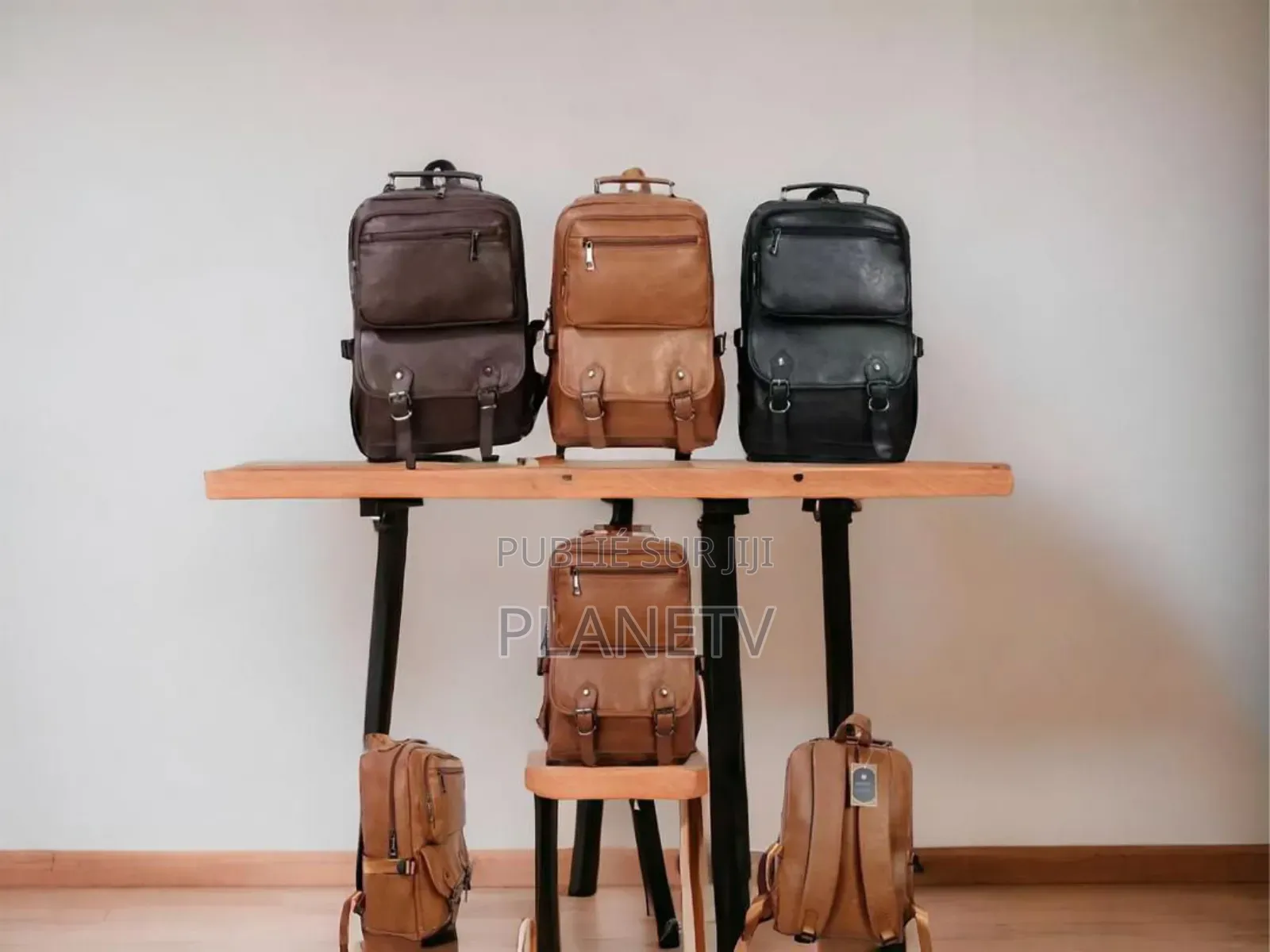 Sac À Dos Cuir Disponible Tb