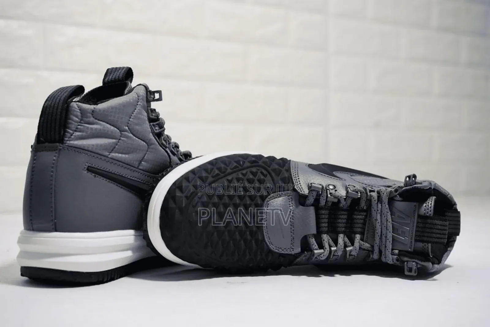 Nike Montante Disponible Ds NVS