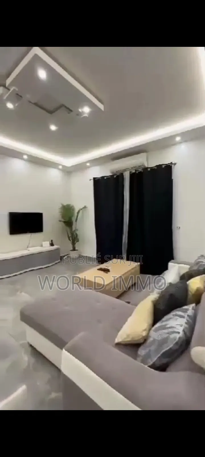 Furnished 3chbre Appartement dans Paradis, Yoff à Vendre