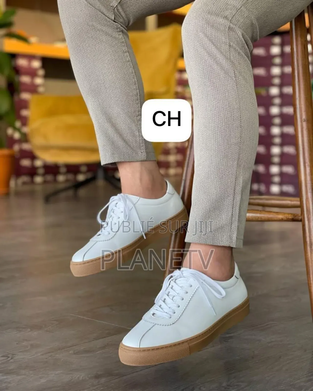 Chaussures en Cuir Disponible NVS