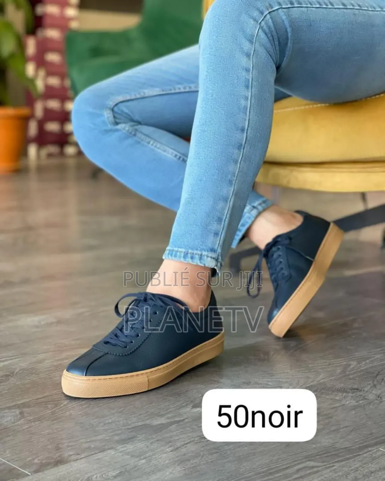 Chaussures en Cuir Disponible NVS