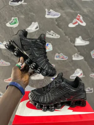 Photo - Chaussures Originale Disponible NVS