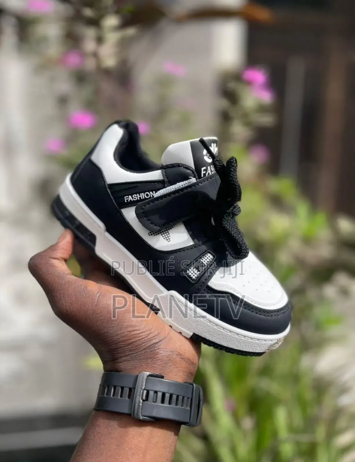 Chaussures Pour Enfants Taille 25 a 30 Disponible NVS