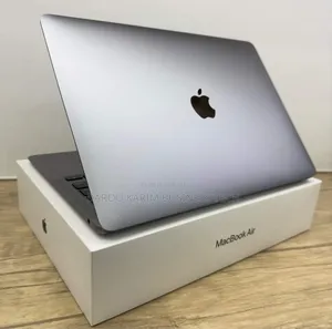 New Apple MacBook Air 2020 M1 8GB Intel Core I5 SSD 256GB
