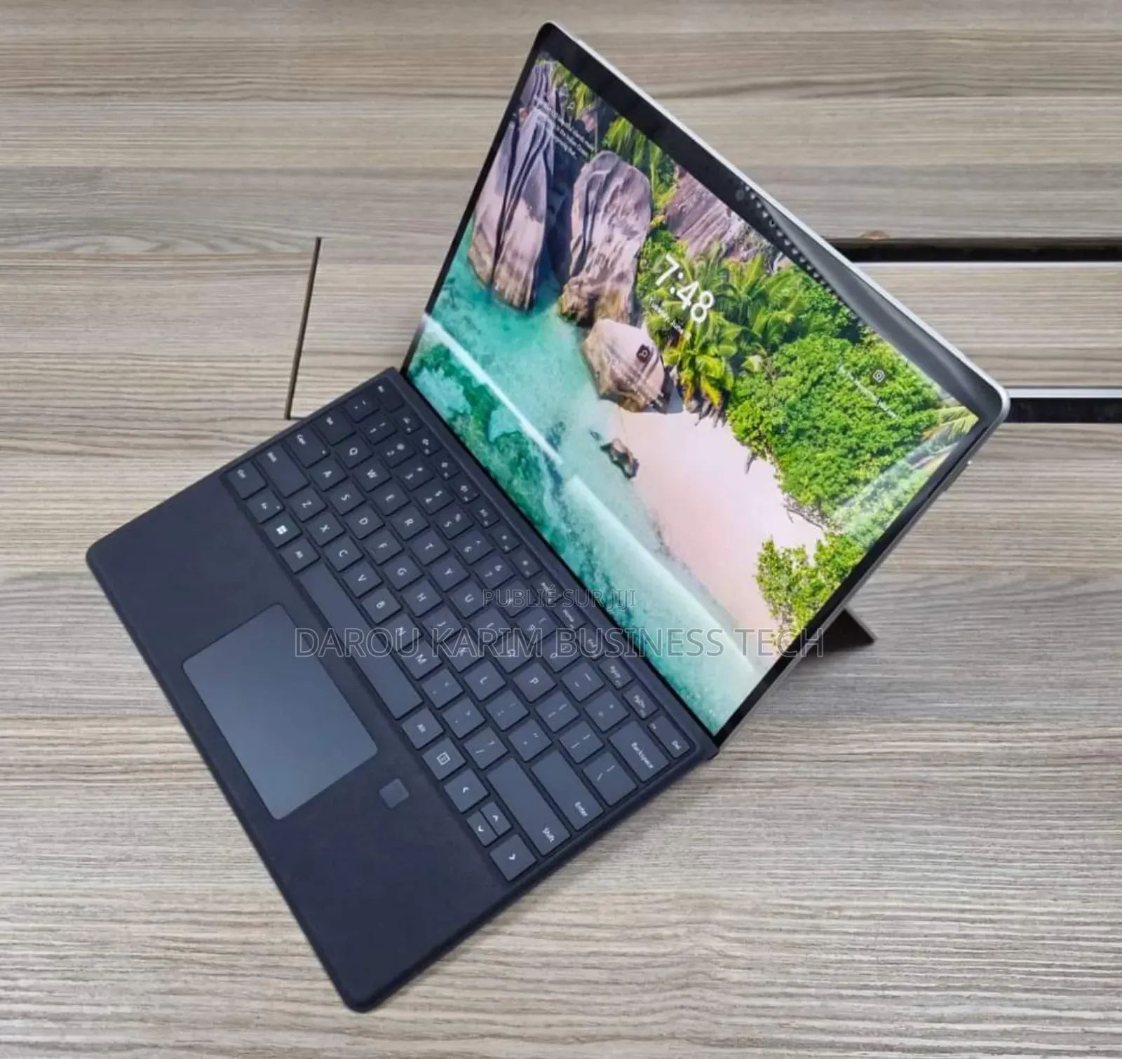 New Microsoft Surface Pro 8 8GB Intel Core I5 SSD 256GB