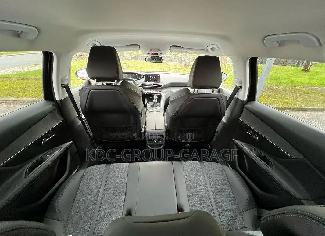 PEUGEOT 3008 2015 Noir