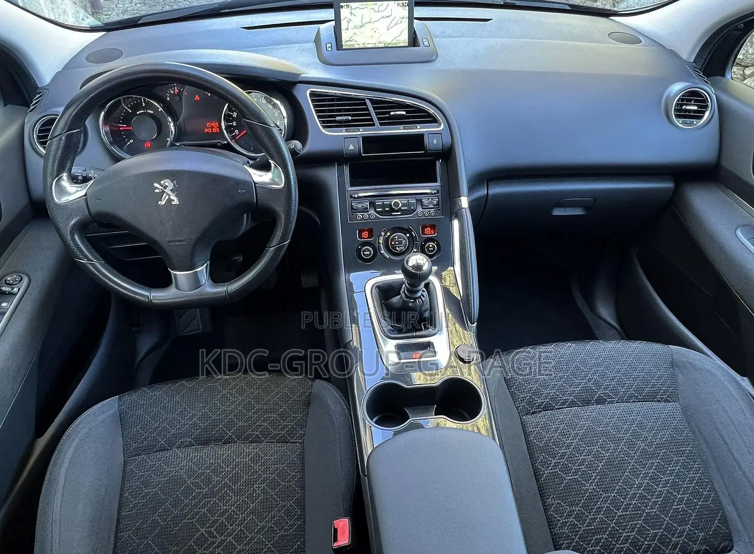 PEUGEOT 3008 2015 Noir